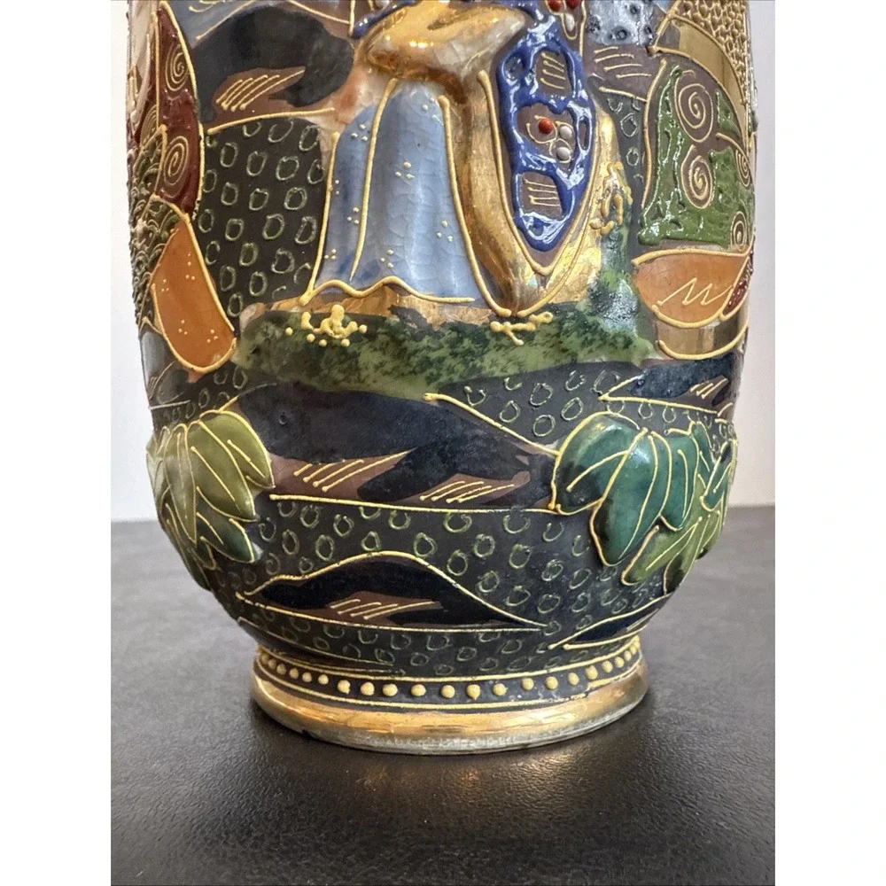 Antique Japanese Intricate Raised Enamel Moriage Satsuma Vase 6 Immortals Dragon